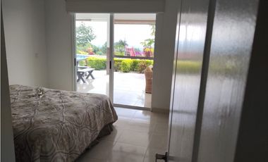 CASA CAMPESTRE EN VENTA SANTA ELENA VIA EL CASTILLO CONJUNTO