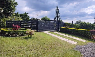 CASA CAMPESTRE EN VENTA SANTA ELENA VIA EL CASTILLO CONJUNTO