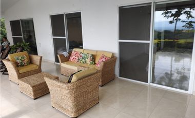CASA CAMPESTRE EN VENTA SANTA ELENA VIA EL CASTILLO CONJUNTO