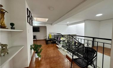 CASA EN VENTA PALMIRA LAS MERCEDES AMPLIA CON OPORTUNIDAD COMERCIAL 