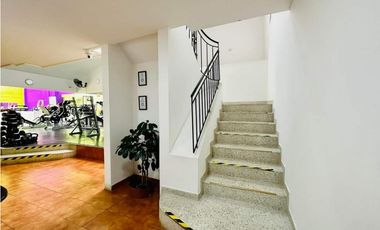 CASA EN VENTA PALMIRA LAS MERCEDES AMPLIA CON OPORTUNIDAD COMERCIAL 