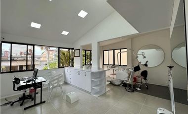CASA EN VENTA PALMIRA LAS MERCEDES AMPLIA CON OPORTUNIDAD COMERCIAL 