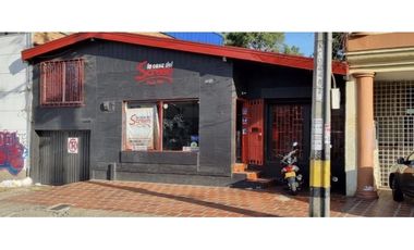 CASA COMERCIAL CERCA A LA BOLIVARIANA - SECTOR BULERAS - LAURELES