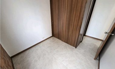 ARRIENDO APARTAMENTO EN LA ESTRELLA