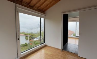 SE VENDE FINCA EN ZIPACÓN, VEREDA CHUSCAL, CON DOS CASAS