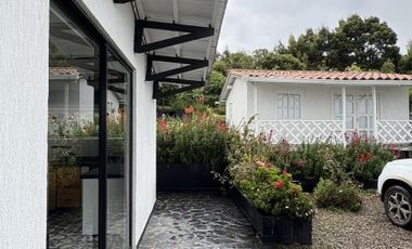 SE VENDE FINCA EN ZIPACÓN, VEREDA CHUSCAL, CON DOS CASAS