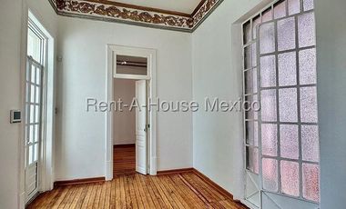 Casa en Renta en Cuauhtémoc,  Roma Norte AM. 26-3197