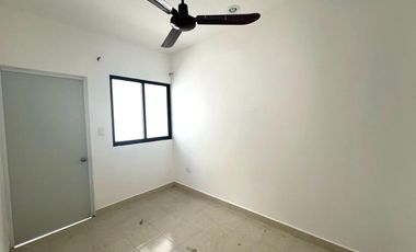 Casa en Privada de 4 recámaras con Piscina y Amenidades