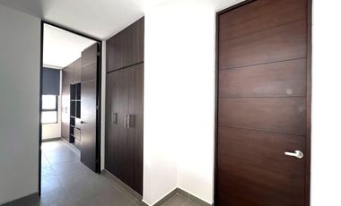Casa en Privada de 4 recámaras con Piscina y Amenidades