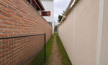 Casa en calle 3 N°1643 e/ 32 y 34