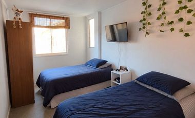 SE ARRIENDA CASA 4 DORMITORIOS Y  2 BAÑOS