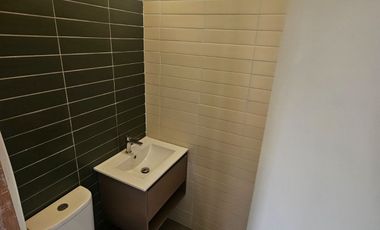 CASA COMERCIAL EN LAS CONDES