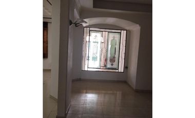 ALQUILER CASA BRISAS DEL GOLF