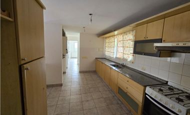 CHACRAS DE LA VILLA! 4 DOR, 2 BAÑOS QUINCHO JARDIN PISCINA