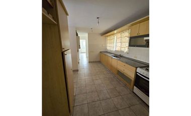 CHACRAS DE LA VILLA! 4 DOR, 2 BAÑOS QUINCHO JARDIN PISCINA