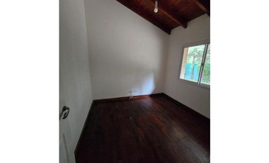 CHACRAS DE LA VILLA! 4 DOR, 2 BAÑOS QUINCHO JARDIN PISCINA