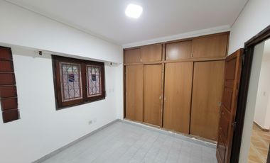 ALQUILER PROFESIONAL CASA EN PH ZONA ALDREY