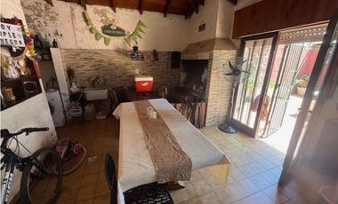 Chalet 4 ambientes en venta