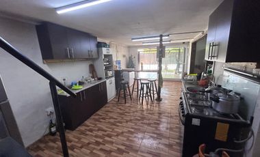 PROPIEDAD CON GALPON EN VENTA COMUNA DE LA GRANJA
