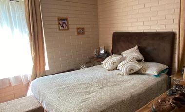 AMPLIA CASA CON EXCELENTE CONECTIVIDAD