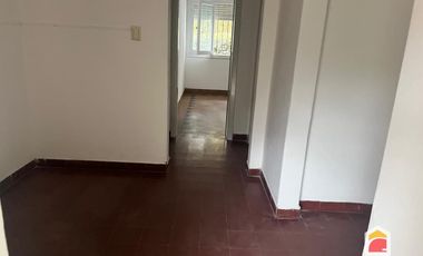 Casa en alquiler c/ cochera en Mendiolaza