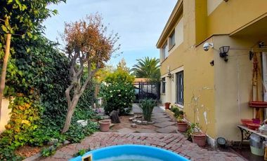 Casa en venta  en ÑUÑOA