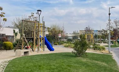 ARRIENDO CASA 4HAB 3BA PADRE HURTADO