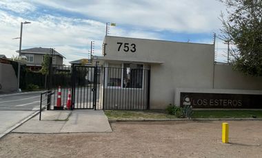 ARRIENDO CASA 4HAB 3BA PADRE HURTADO