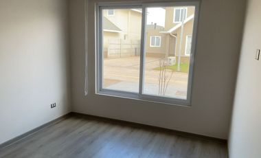 ARRIENDO CASA 4HAB 3BA PADRE HURTADO