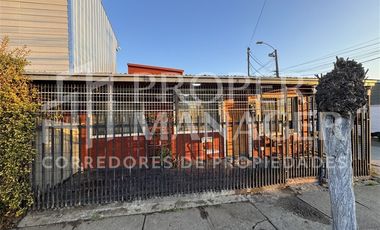 Casa en Venta en Casa 2D–1B 120m2 con Estacionamiento – Volcanes 6, Chillán