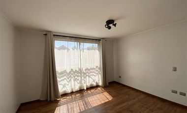 Casa en Arriendo en 200/109m2 Casa con patente vigente para elaboración de alimentos 200/109m2