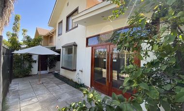 Casa en Arriendo en 200/109m2 Casa con patente vigente para elaboración de alimentos 200/109m2