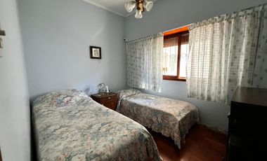 Casa 4 ambientes en venta en Olivos