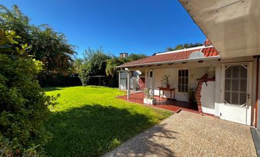 Casa 4 ambientes en venta en Olivos