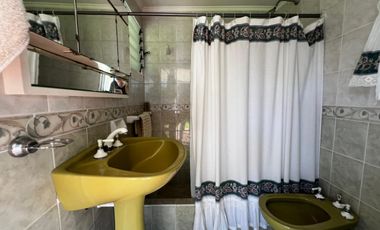 Casa 4 ambientes en venta en Olivos