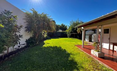 Casa 4 ambientes en venta en Olivos
