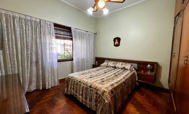 Casa 4 ambientes en venta en Olivos
