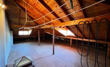 Casa 4 ambientes en venta en Olivos