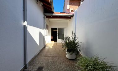 Casa 4 ambientes en venta en Olivos