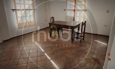 Casa a la venta en Costa del Este - Calle Los Geranios e/ Malvones y Madreselvas al 1023