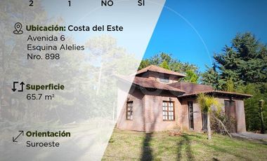 Casa a la venta en Costa del Este - Calle Los Geranios e/ Malvones y Madreselvas al 1023