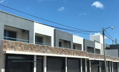 VENTA Duplex Piedmont Av. Aguada de Pueyrredón