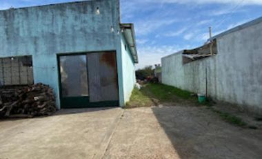 Galpón en  Venta