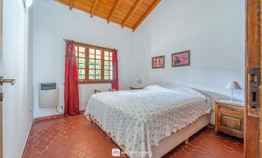 Venta - Casa - 3 ambientes - Patio - Parrilla - A metros del mar - Santa Clara del Mar