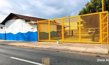 Arriendo local comercial con excelente conectividad Av Américo Vespucio