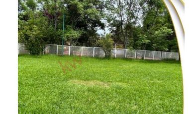 Venta de Rancho en Villa Guerrero, con casa habitación.