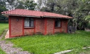 Venta de Rancho en Villa Guerrero, con casa habitación.