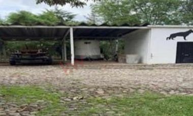 Venta de Rancho en Villa Guerrero, con casa habitación.