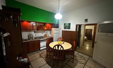VENTA CASA 5 AMB MULTIFAMILIAR LANUS ESTE