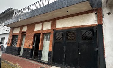 VENTA CASA 5 AMB MULTIFAMILIAR LANUS ESTE